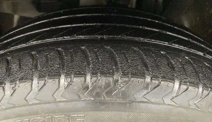 2018 Jeep Compass LIMITED PLUS DIESEL, Diesel, Manual, 49,498 km, Left Front Tyre Tread