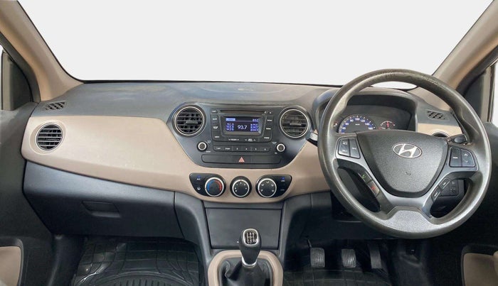 2014 Hyundai Xcent S (O) 1.2, Petrol, Manual, 69,053 km, Dashboard