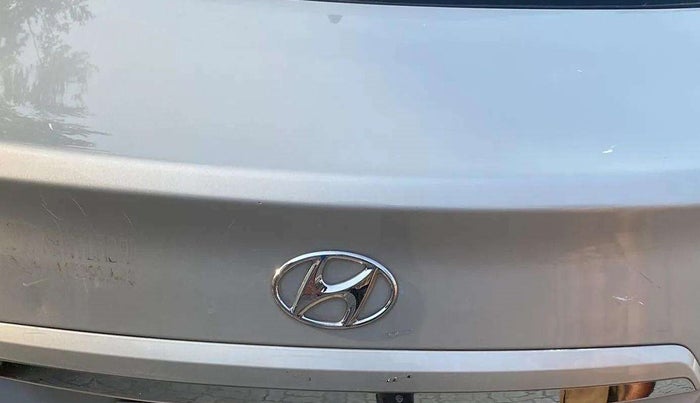 2014 Hyundai Xcent S (O) 1.2, Petrol, Manual, 69,053 km, Dicky (Boot door) - Slightly dented