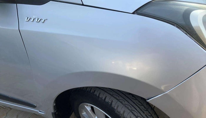 2014 Hyundai Xcent S (O) 1.2, Petrol, Manual, 69,053 km, Right fender - Lining loose