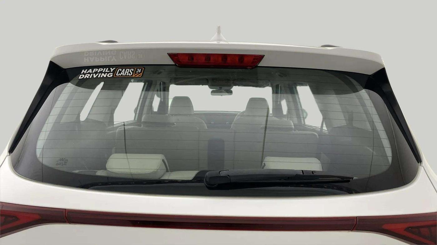 2023 KIA CARENS PRESTIGE PLUS 1.5 PETROL IMT 7 STR, Petrol, Manual, 36,360 km, Rear Windshield