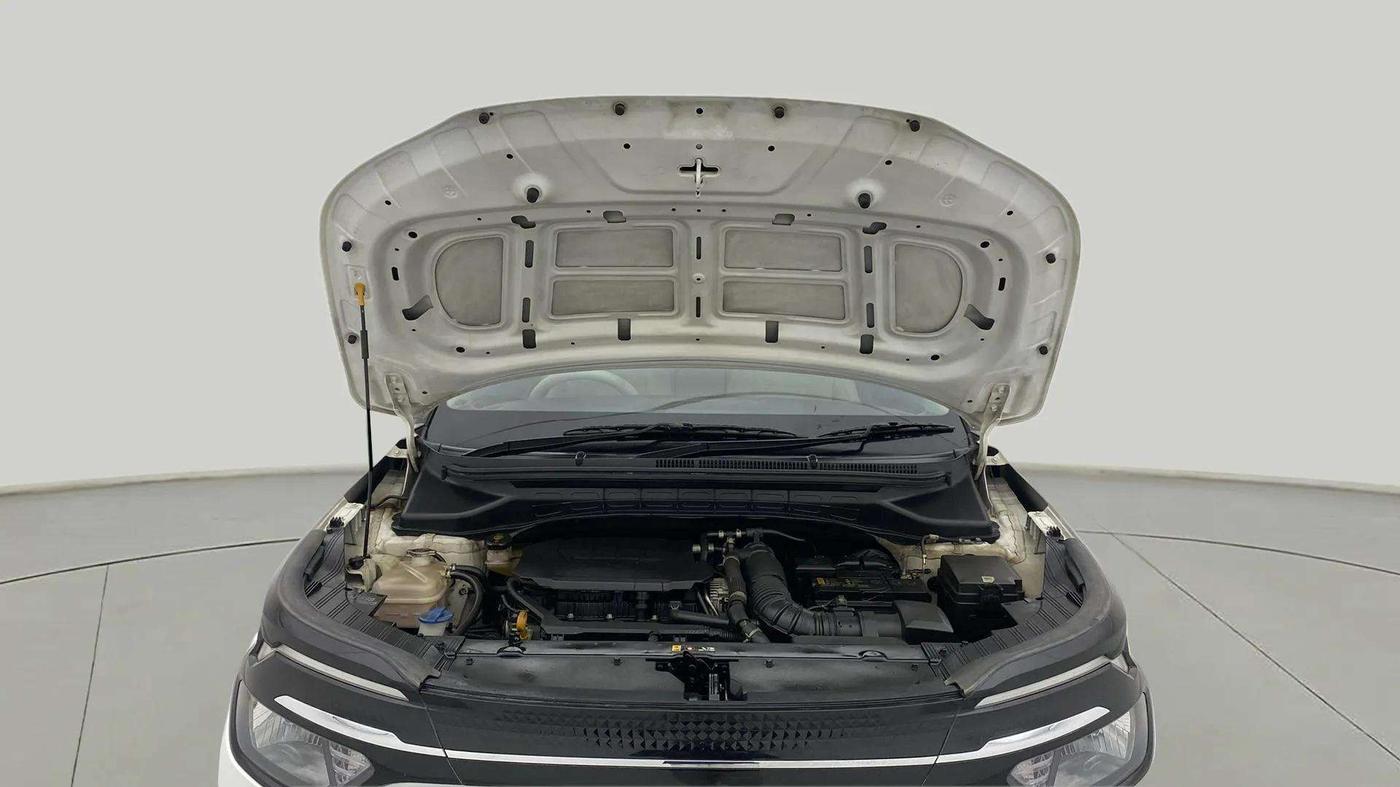 2023 KIA CARENS PRESTIGE PLUS 1.5 PETROL IMT 7 STR, Petrol, Manual, 36,360 km, Open Bonet