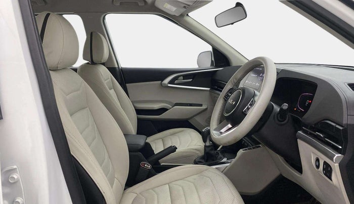 2023 KIA CARENS PRESTIGE PLUS 1.5 PETROL IMT 7 STR, Petrol, Manual, 36,162 km, Right Side Front Door Cabin