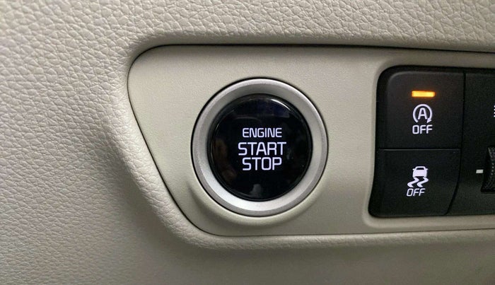2023 KIA CARENS PRESTIGE PLUS 1.5 PETROL IMT 7 STR, Petrol, Manual, 36,162 km, Keyless Start/ Stop Button