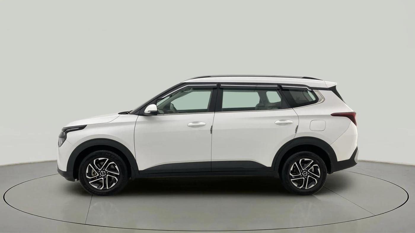 2023 KIA CARENS PRESTIGE PLUS 1.5 PETROL IMT 7 STR, Petrol, Manual, 36,360 km, Left Side