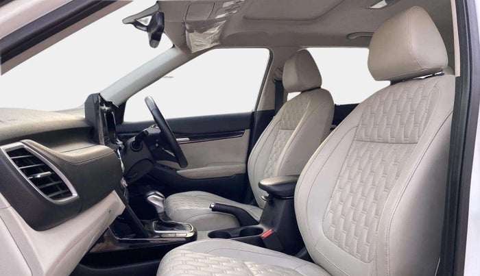 2020 KIA SELTOS HTX PLUS AT1.5 DIESEL, Diesel, Automatic, 19,570 km, Right Side Front Door Cabin