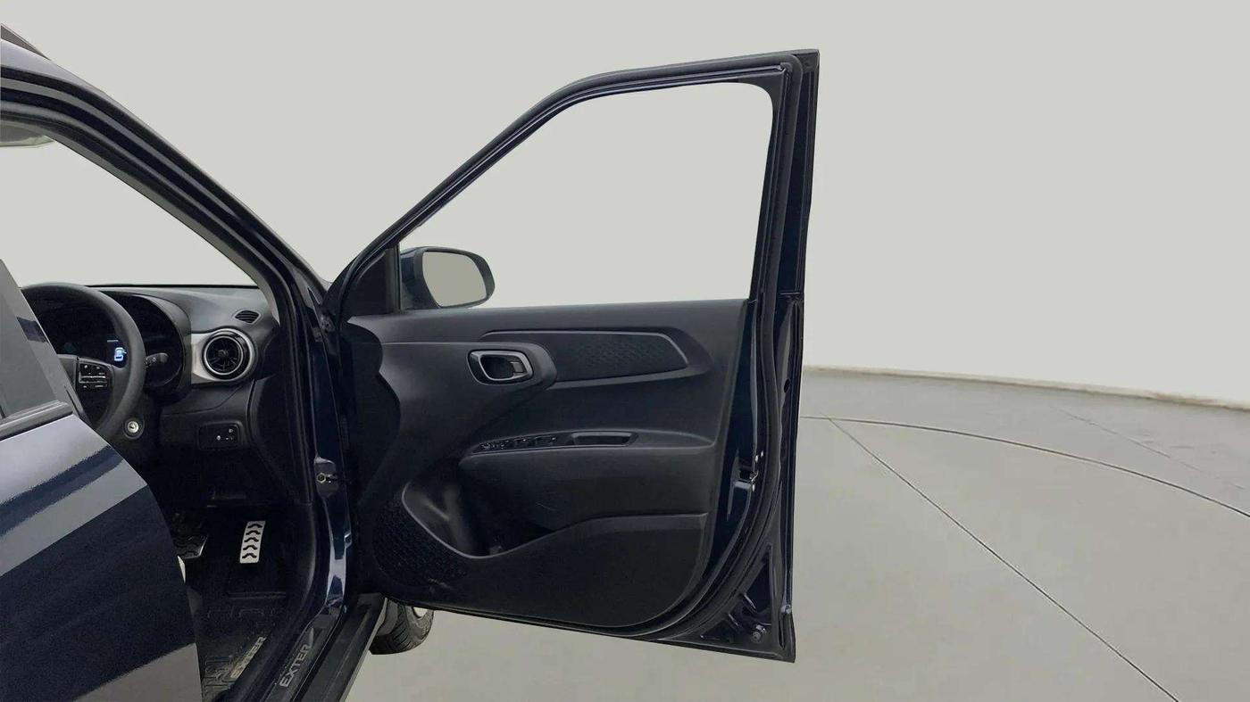 2024 Hyundai EXTER  SX 1.2 AMT, Petrol, Automatic, 2,779 km, RHS Front Door