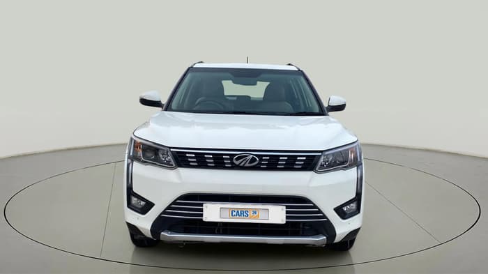 2022 Mahindra XUV300 W8 (O) 1.2 PETROL, Petrol, Manual, 33,842 km, Front