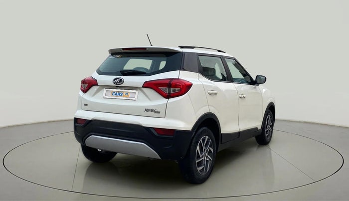 2022 Mahindra XUV300 W8 (O) 1.2 PETROL, Petrol, Manual, 33,828 km, Right Back Diagonal