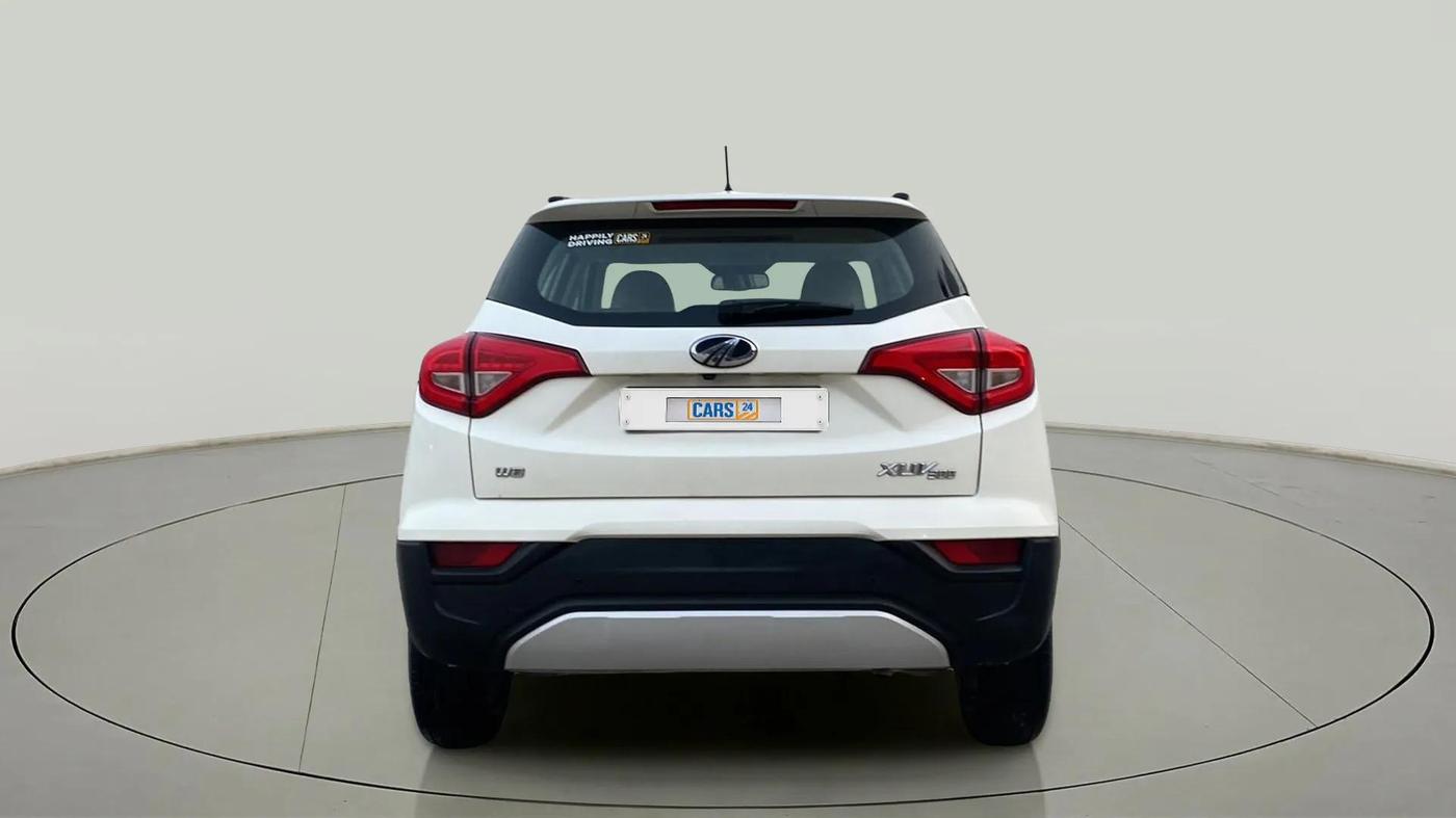 2022 Mahindra XUV300 W8 (O) 1.2 PETROL, Petrol, Manual, 33,842 km, Back/Rear