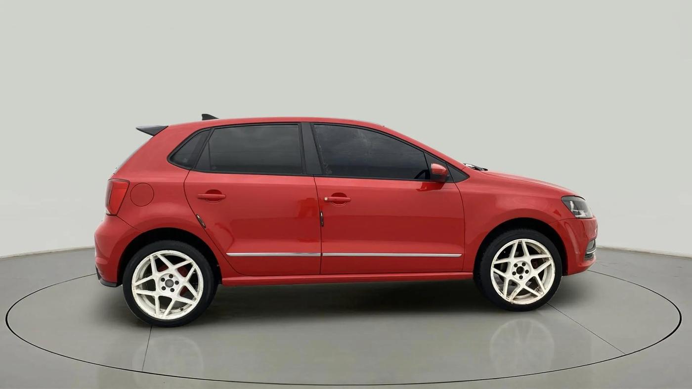 2019 Volkswagen Polo HIGHLINE PLUS 1.0, Petrol, Manual, 83,978 km, Right Side View