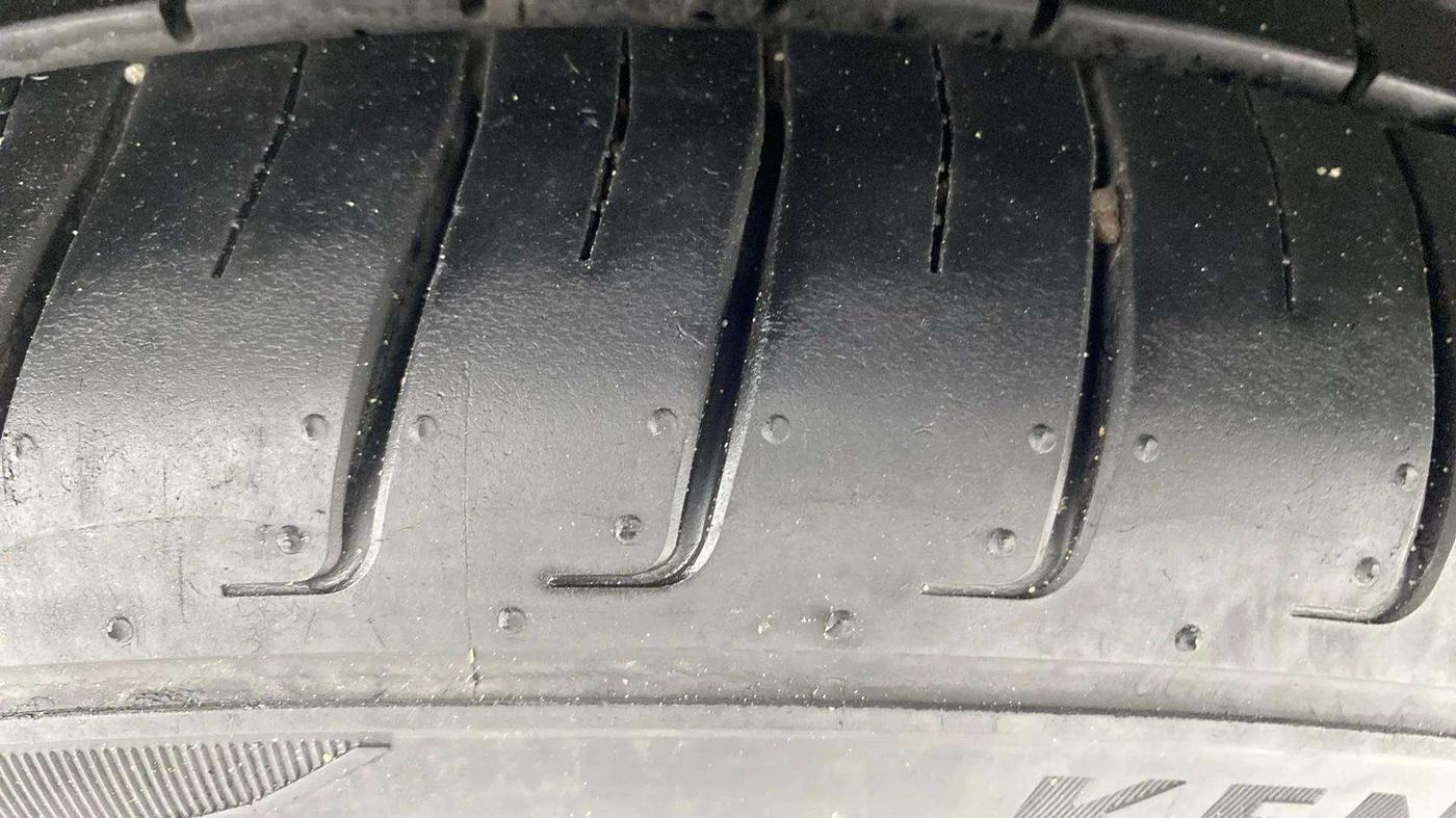 2019 Volkswagen Polo HIGHLINE PLUS 1.0, Petrol, Manual, 83,978 km, Right Rear Tyre Tread