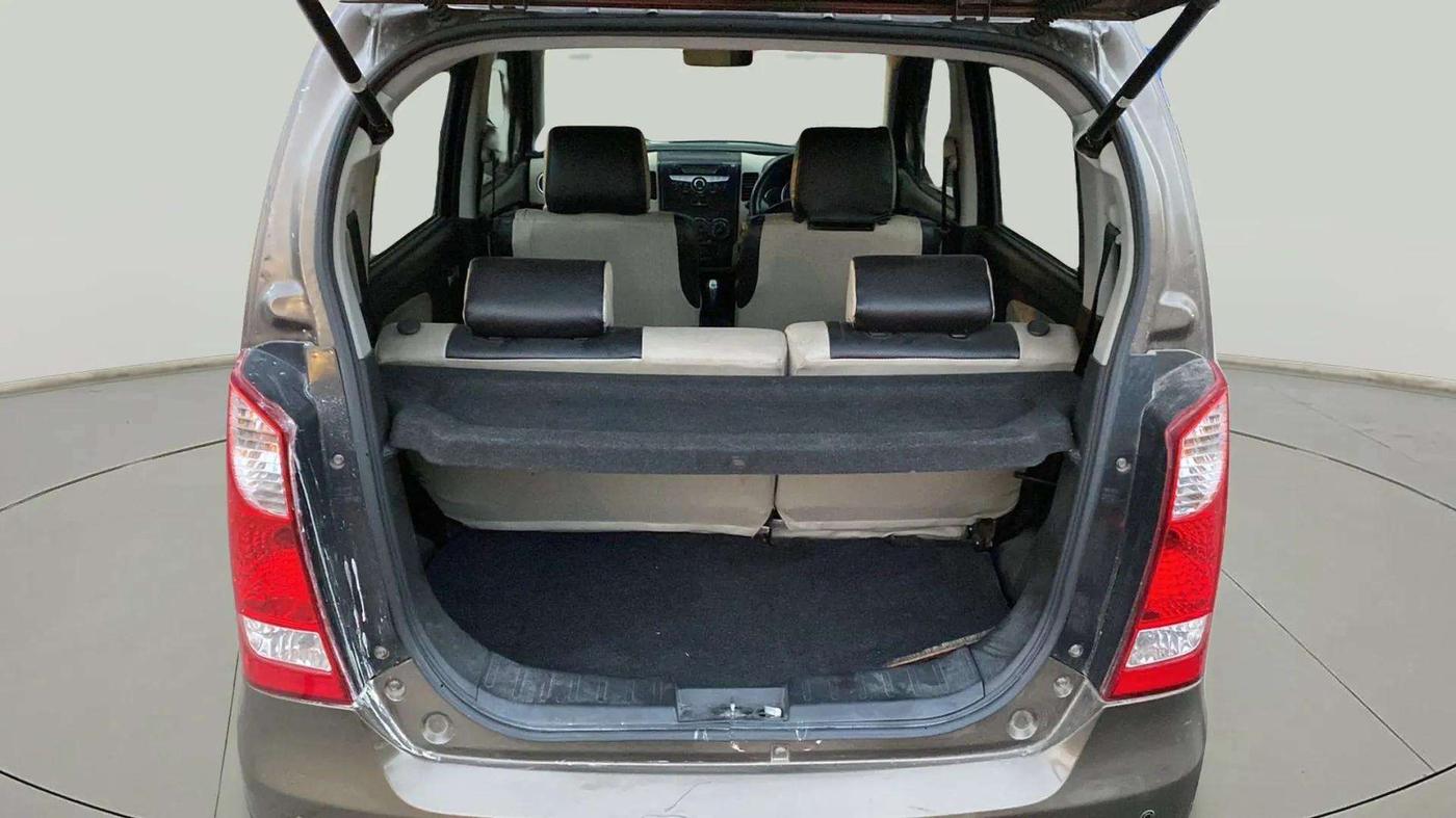 2018 Maruti Wagon R 1.0 VXI AMT, Petrol, Automatic, 29,286 km, Boot Inside