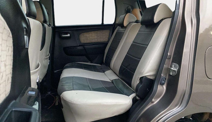 2018 Maruti Wagon R 1.0 VXI AMT, Petrol, Automatic, 29,286 km, Right Side Rear Door Cabin