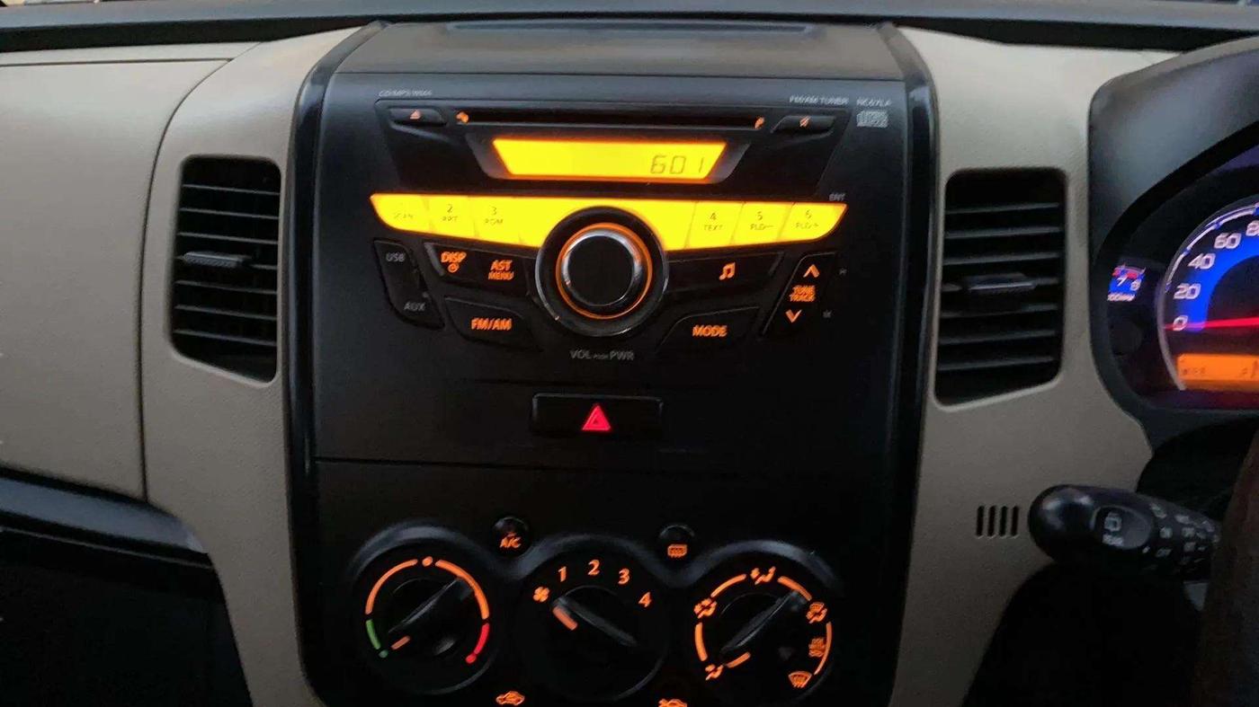 2018 Maruti Wagon R 1.0 VXI AMT, Petrol, Automatic, 29,286 km, Air Conditioner