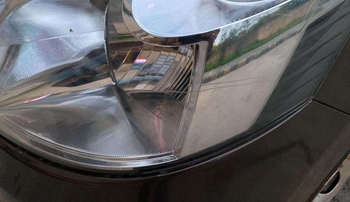 2018 Maruti Wagon R 1.0 VXI AMT, Petrol, Automatic, 29,286 km, Left headlight - Clamp has minor damage