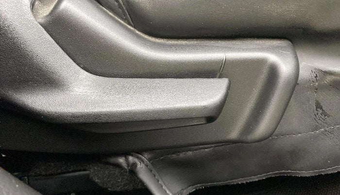 2023 Maruti FRONX DELTA 1.2 MT PETROL, CNG, Manual, 6,633 km, Driver Side Adjustment Panel