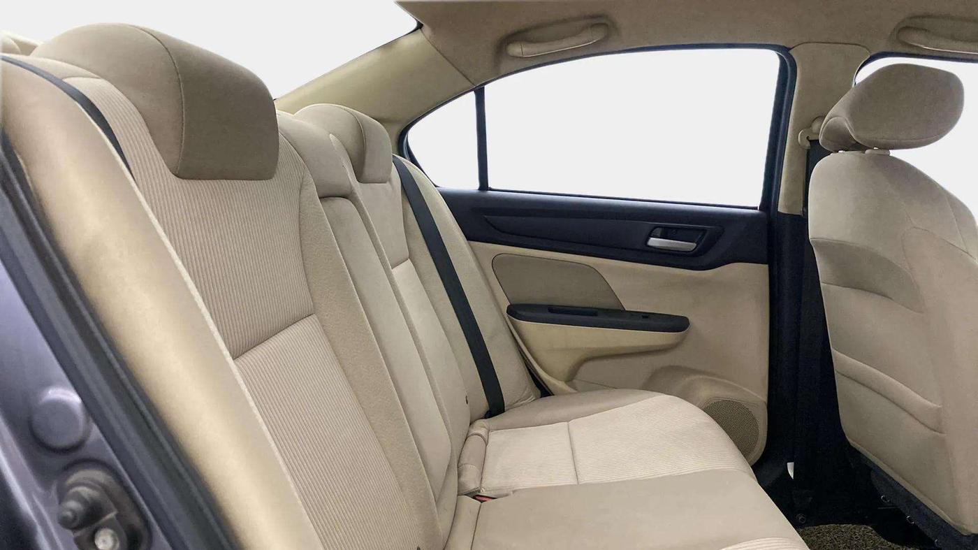 2021 Honda Amaze 1.2L I-VTEC S, Petrol, Manual, 46,835 km, Right Side Rear Door Cabin