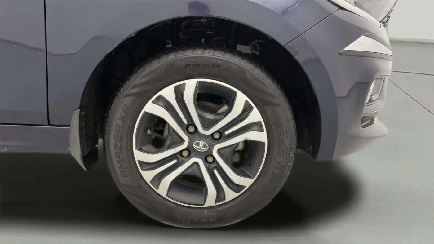 2022 Tata Tiago XZA PETROL, Petrol, Automatic, 65,862 km, Right Front Wheel