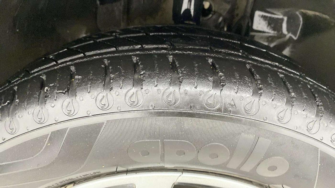 2022 Tata Tiago XZA PETROL, Petrol, Automatic, 65,862 km, Right Front Tyre Tread