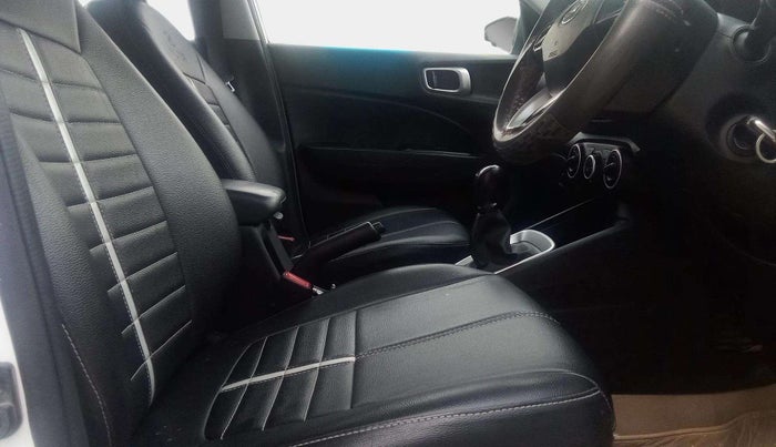 2021 Hyundai VENUE S 1.2, Petrol, Manual, 32,716 km, Right Side Front Door Cabin