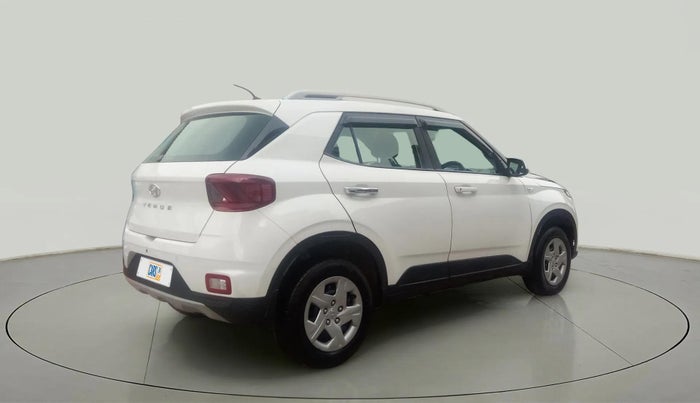 2021 Hyundai VENUE S 1.2, Petrol, Manual, 32,716 km, Right Back Diagonal