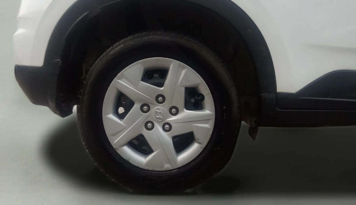 2021 Hyundai VENUE S 1.2, Petrol, Manual, 32,716 km, Right Rear Wheel