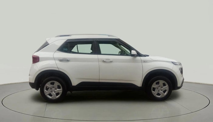 2021 Hyundai VENUE S 1.2, Petrol, Manual, 32,716 km, Right Side View