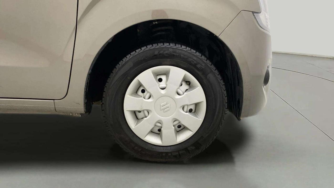 2024 Maruti New Wagon-R LXI 1.0, Petrol, Manual, 14,048 km, Right Front Wheel