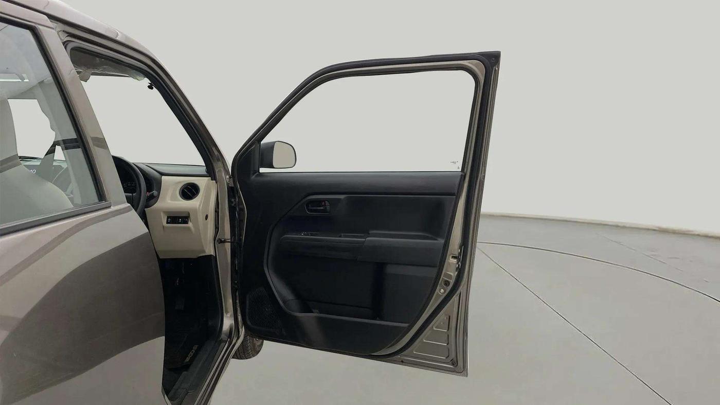 2024 Maruti New Wagon-R LXI 1.0, Petrol, Manual, 14,048 km, RHS Front Door