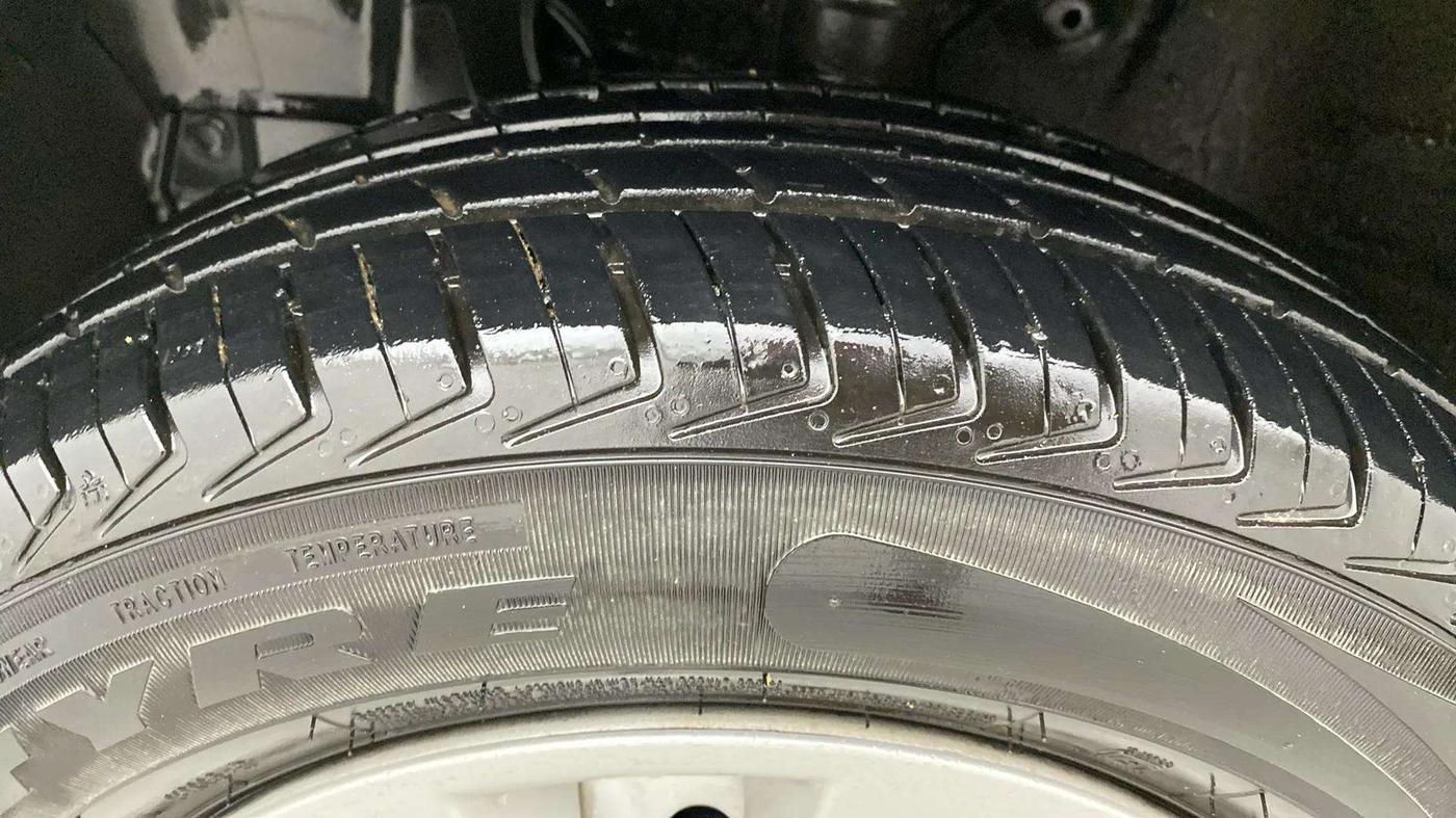 2024 Maruti New Wagon-R LXI 1.0, Petrol, Manual, 14,048 km, Left Front Tyre Tread