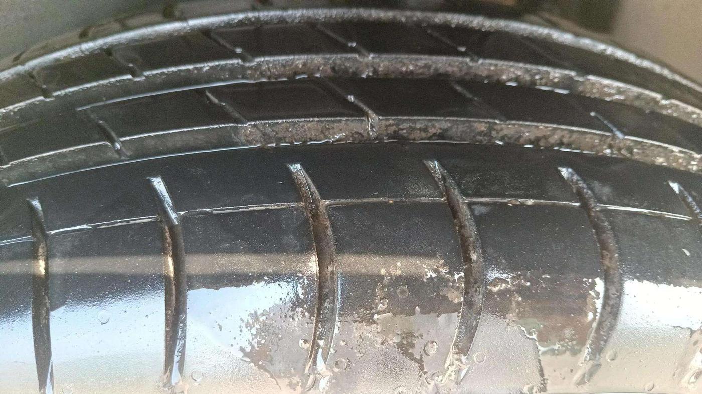 2018 Maruti Dzire LXI, Petrol, Manual, 91,207 km, Left Rear Tyre Tread