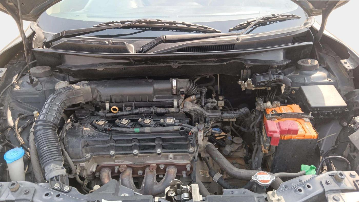 2018 Maruti Dzire LXI, Petrol, Manual, 91,207 km, Engine View