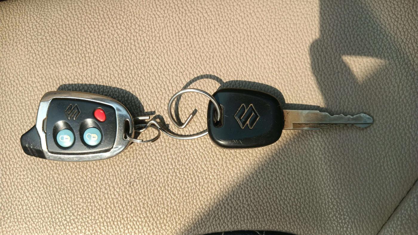2018 Maruti Dzire LXI, Petrol, Manual, 91,207 km, Key Close Up