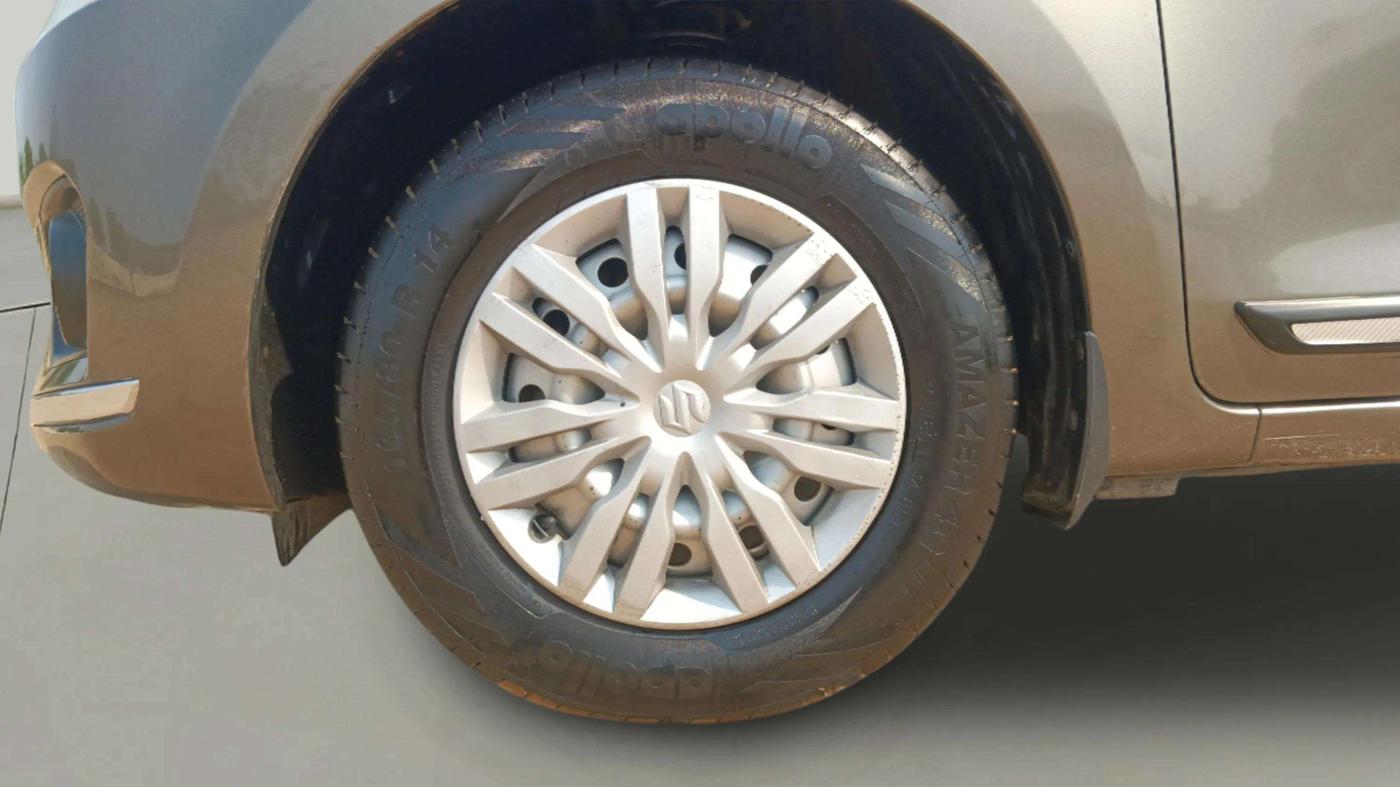 2018 Maruti Dzire LXI, Petrol, Manual, 91,207 km, Left Front Wheel