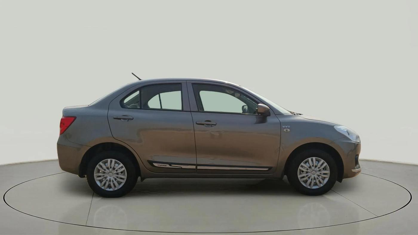2018 Maruti Dzire LXI, Petrol, Manual, 91,207 km, Right Side View