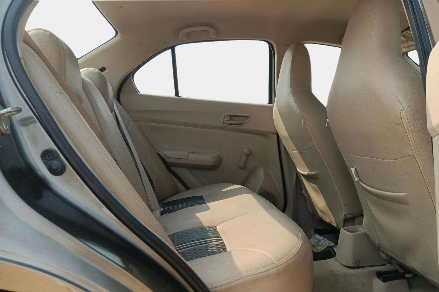 2018 Maruti Dzire LXI, Petrol, Manual, 91,207 km, Right Side Rear Door Cabin