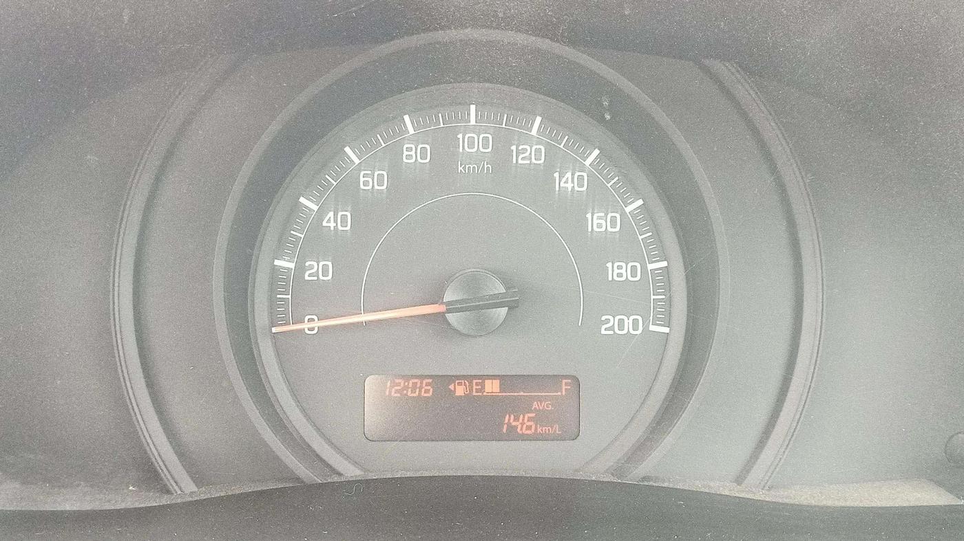 2018 Maruti Dzire LXI, Petrol, Manual, 91,207 km, Odometer Image