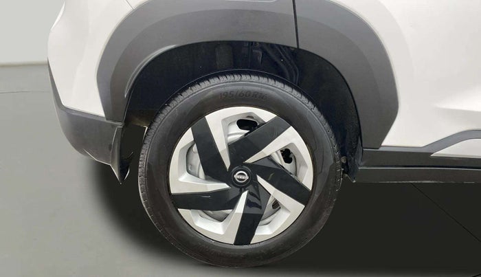 2023 Nissan MAGNITE XV MT, Petrol, Manual, 9,408 km, Right Rear Wheel