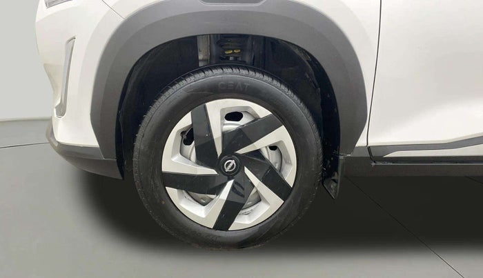 2023 Nissan MAGNITE XV MT, Petrol, Manual, 9,408 km, Left Front Wheel