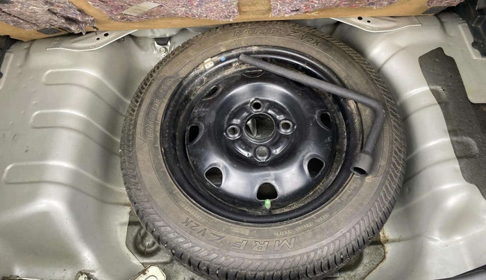 2018 Maruti Alto K10 VXI, Petrol, Manual, 37,285 km, Dicky (Boot door) - Tool missing