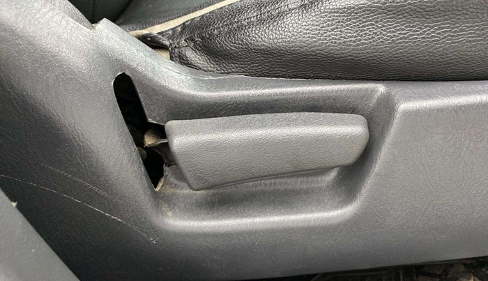 2018 Maruti Alto K10 VXI, Petrol, Manual, 37,285 km, Driver Side Adjustment Panel