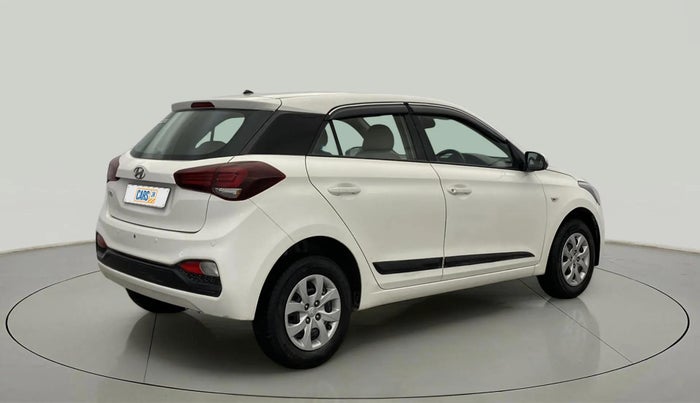 2018 Hyundai Elite i20 MAGNA EXECUTIVE 1.2, Petrol, Manual, 42,284 km, Right Back Diagonal