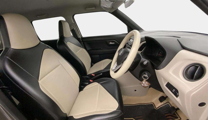 2022 Maruti New Wagon-R ZXI 1.2, Petrol, Manual, 55,618 km, Right Side Front Door Cabin