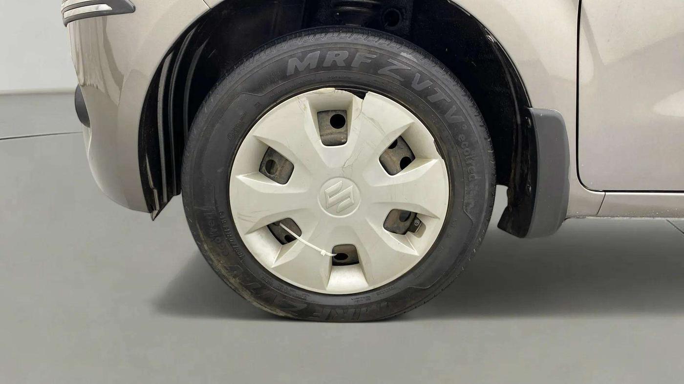 2022 Maruti New Wagon-R ZXI 1.2, Petrol, Manual, 55,678 km, Left Front Wheel