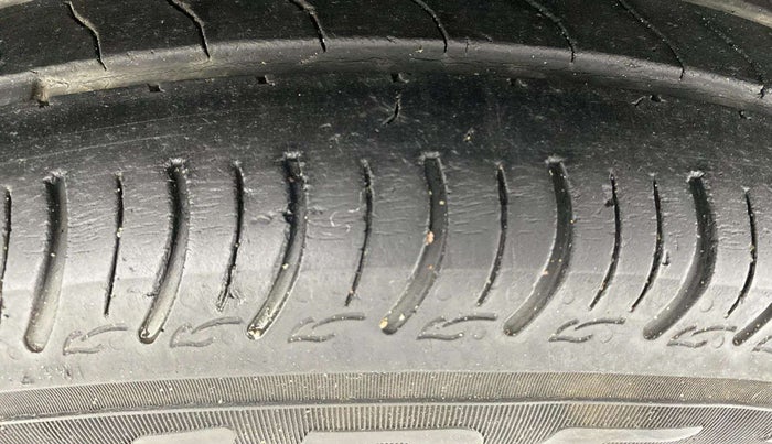 2022 Maruti New Wagon-R ZXI 1.2, Petrol, Manual, 55,618 km, Left Front Tyre Tread