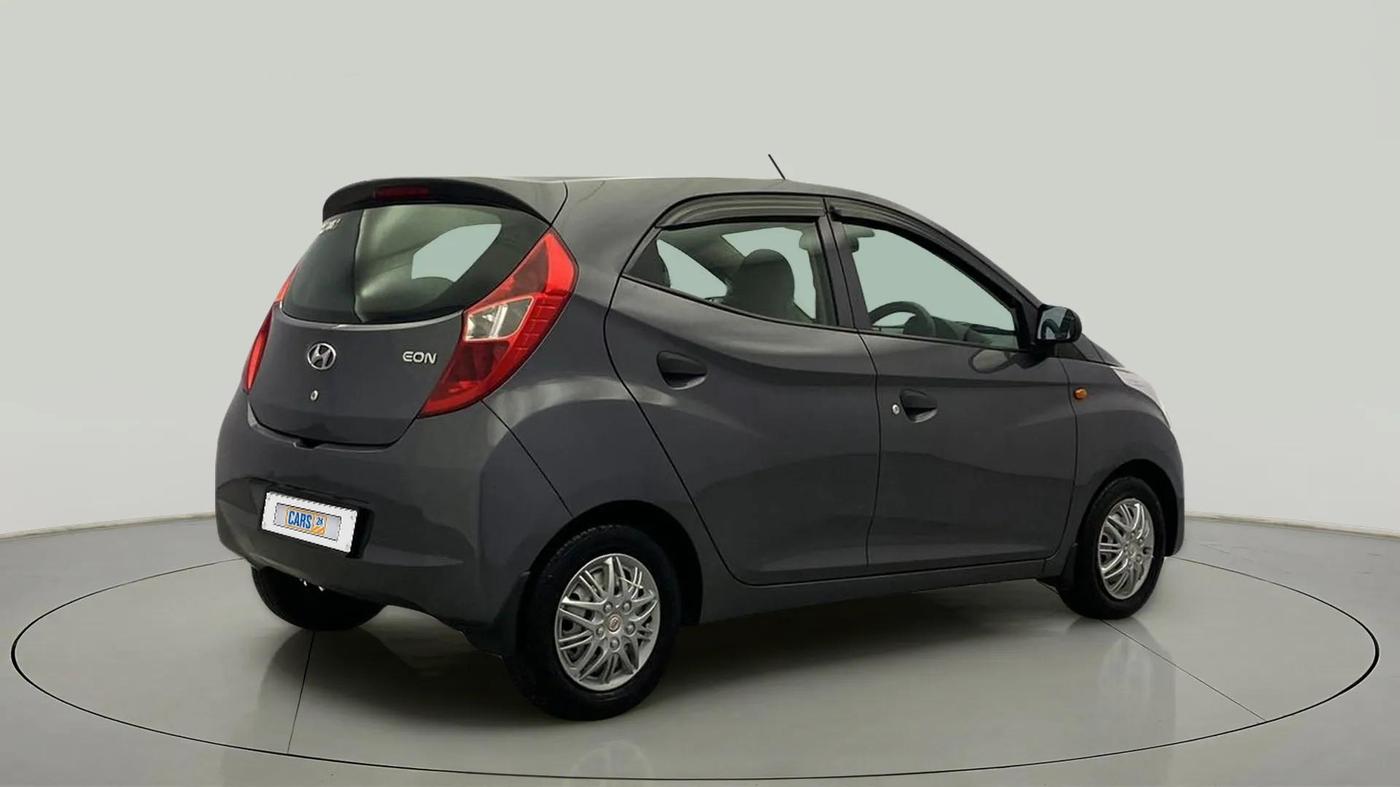 2018 Hyundai Eon ERA +, Petrol, Manual, 68,735 km, Right Back Diagonal