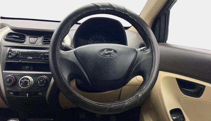 2018 Hyundai Eon ERA +, Petrol, Manual, 68,735 km, Steering Wheel Close Up