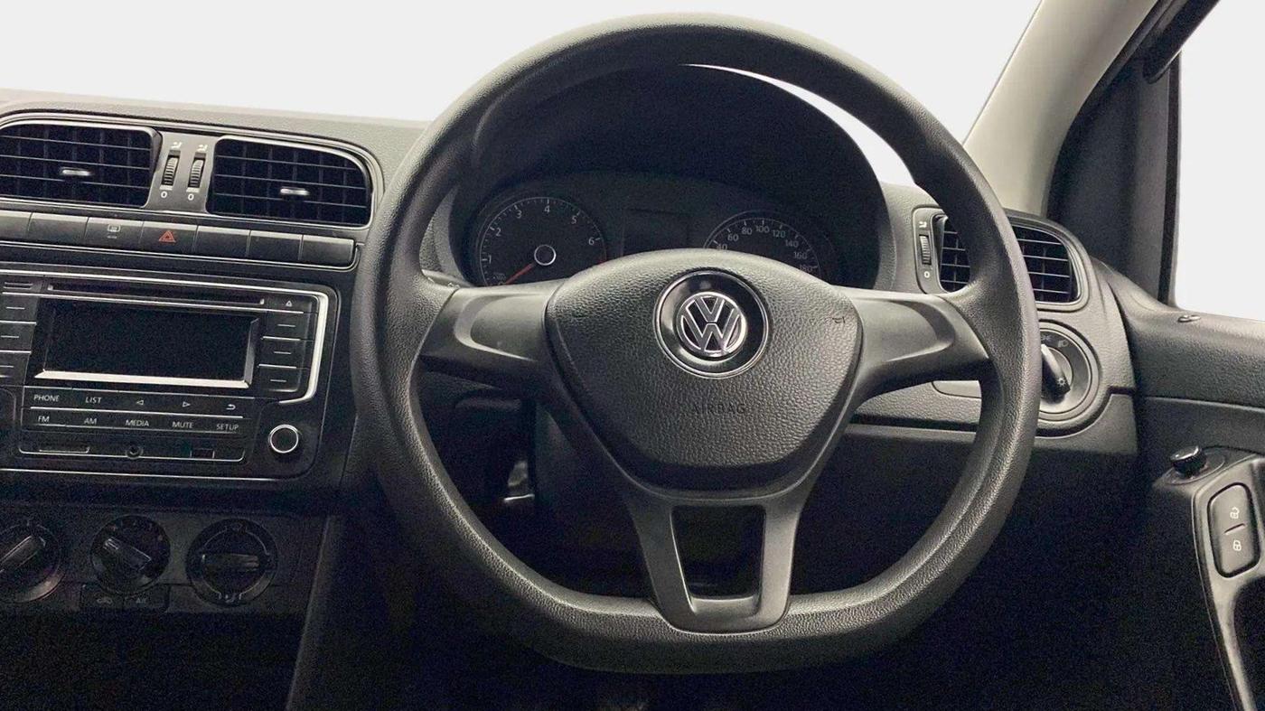 2016 Volkswagen Polo COMFORTLINE 1.2L, Petrol, Manual, 51,594 km, Steering Wheel Close Up