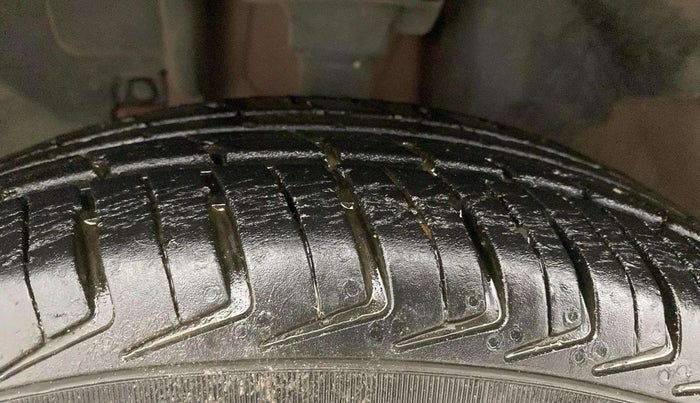 2019 Renault Kwid RXT 0.8, Petrol, Manual, 19,136 km, Left Front Tyre Tread